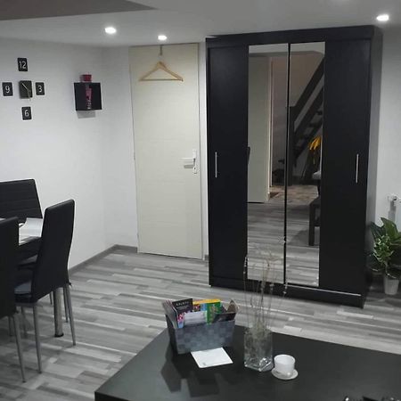 Little-Oasis Apartment Boedapest Buitenkant foto