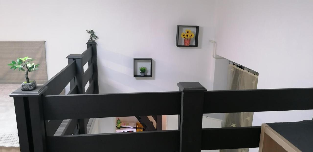 Little-Oasis Apartment Boedapest Buitenkant foto