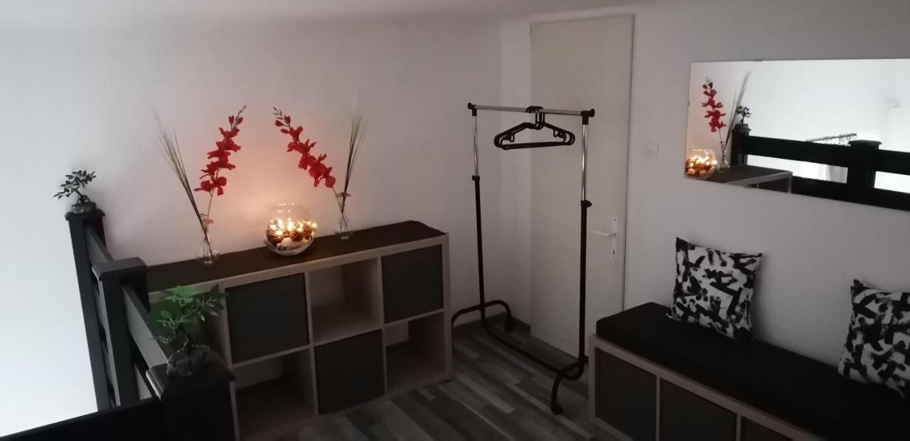 Little-Oasis Apartment Boedapest Buitenkant foto